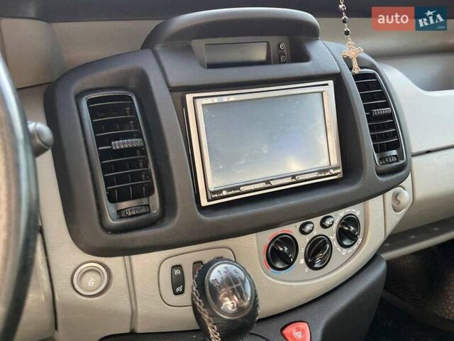 Белый Ниссан Примастар, объемом двигателя 2 л и пробегом 260 тыс. км за 10990 $, фото 22 на Automoto.ua
