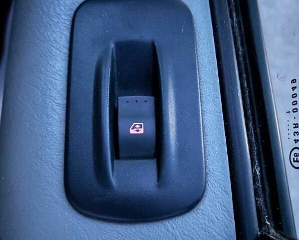 Белый Ниссан Примастар, объемом двигателя 2 л и пробегом 165 тыс. км за 10800 $, фото 17 на Automoto.ua
