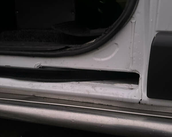 Белый Ниссан Примастар, объемом двигателя 2 л и пробегом 570 тыс. км за 12500 $, фото 34 на Automoto.ua