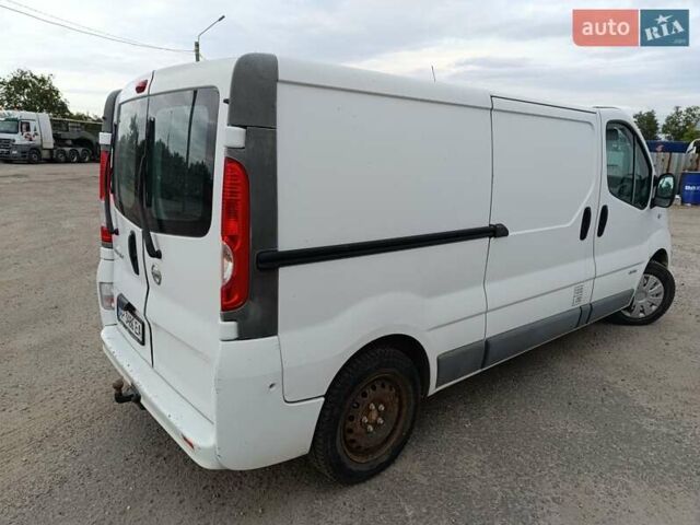 Белый Ниссан Примастар, объемом двигателя 2 л и пробегом 272 тыс. км за 9200 $, фото 5 на Automoto.ua