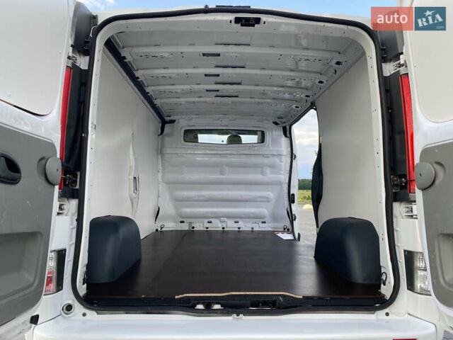 Белый Ниссан Примастар, объемом двигателя 2 л и пробегом 249 тыс. км за 11900 $, фото 34 на Automoto.ua