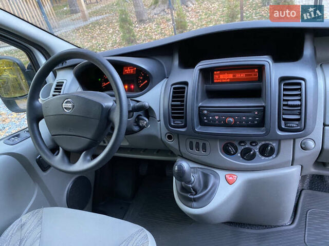 Білий Ніссан Прімастар, об'ємом двигуна 2 л та пробігом 257 тис. км за 11900 $, фото 39 на Automoto.ua