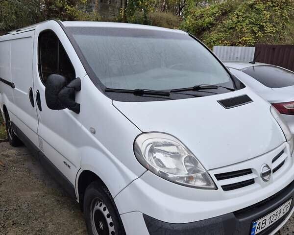 Білий Ніссан Прімастар, об'ємом двигуна 2 л та пробігом 186 тис. км за 13100 $, фото 8 на Automoto.ua