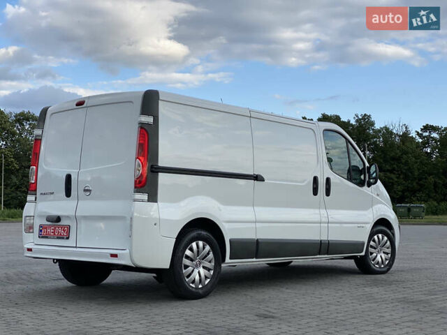 Белый Ниссан Примастар, объемом двигателя 2 л и пробегом 249 тыс. км за 11900 $, фото 9 на Automoto.ua