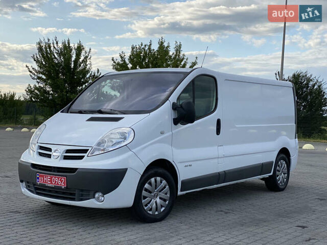 Белый Ниссан Примастар, объемом двигателя 2 л и пробегом 249 тыс. км за 11900 $, фото 6 на Automoto.ua