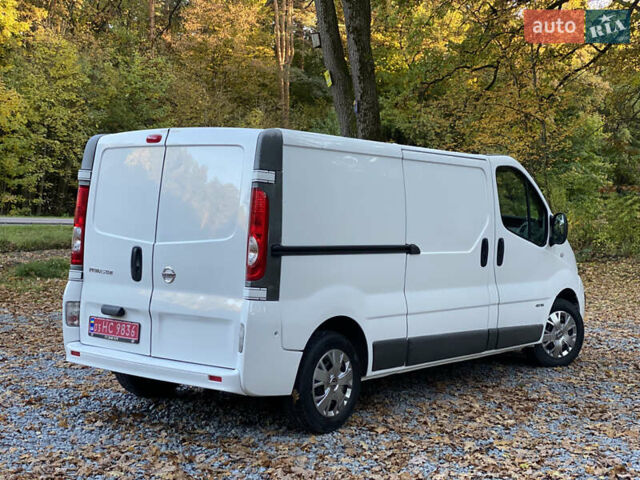 Білий Ніссан Прімастар, об'ємом двигуна 2 л та пробігом 257 тис. км за 11900 $, фото 2 на Automoto.ua