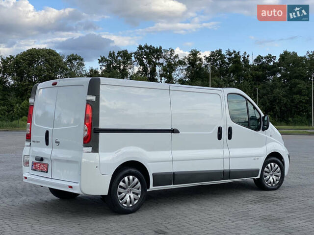 Белый Ниссан Примастар, объемом двигателя 2 л и пробегом 249 тыс. км за 11900 $, фото 10 на Automoto.ua