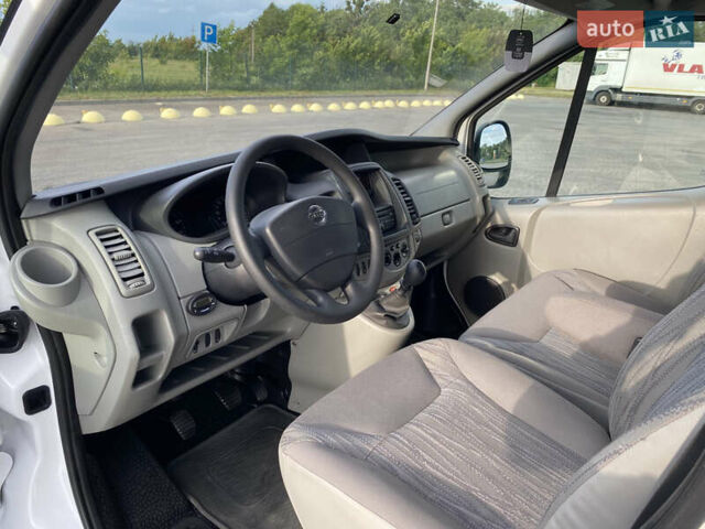 Белый Ниссан Примастар, объемом двигателя 2 л и пробегом 249 тыс. км за 11900 $, фото 24 на Automoto.ua