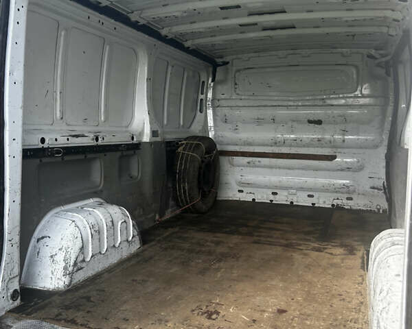 Белый Ниссан Примастар, объемом двигателя 2 л и пробегом 320 тыс. км за 9800 $, фото 7 на Automoto.ua