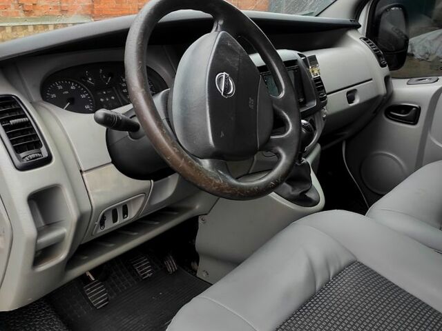 Белый Ниссан Примастар, объемом двигателя 1.9 л и пробегом 319 тыс. км за 6700 $, фото 7 на Automoto.ua