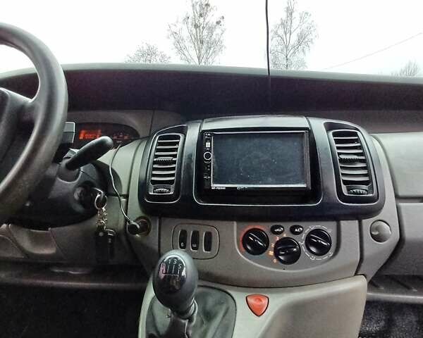 Черный Ниссан Примастар, объемом двигателя 2 л и пробегом 352 тыс. км за 7800 $, фото 15 на Automoto.ua