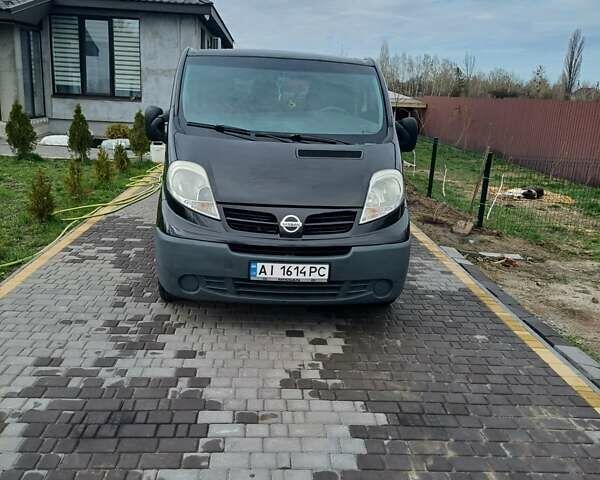 Черный Ниссан Примастар, объемом двигателя 2 л и пробегом 352 тыс. км за 7800 $, фото 8 на Automoto.ua