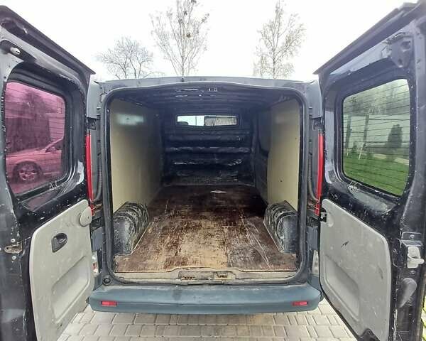 Черный Ниссан Примастар, объемом двигателя 2 л и пробегом 352 тыс. км за 7800 $, фото 9 на Automoto.ua