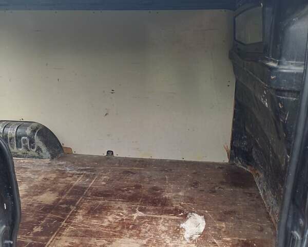 Черный Ниссан Примастар, объемом двигателя 2 л и пробегом 352 тыс. км за 7800 $, фото 11 на Automoto.ua