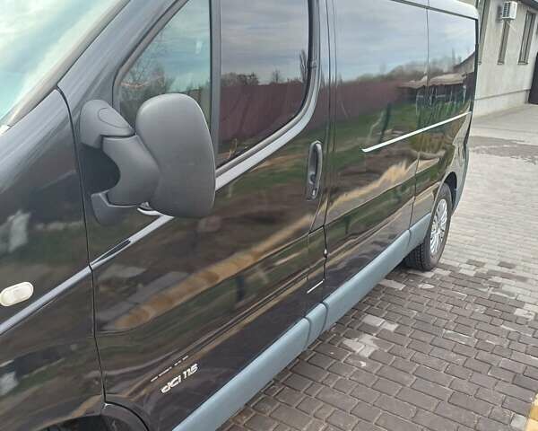 Черный Ниссан Примастар, объемом двигателя 2 л и пробегом 352 тыс. км за 7800 $, фото 6 на Automoto.ua