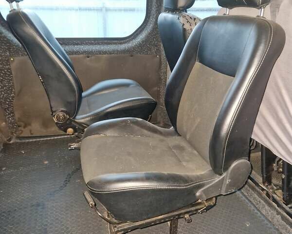 Чорний Ніссан Прімастар, об'ємом двигуна 1.9 л та пробігом 450 тис. км за 5500 $, фото 9 на Automoto.ua