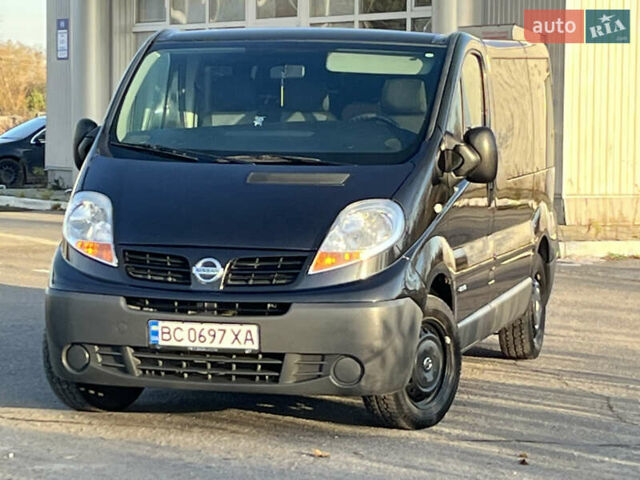 Черный Ниссан Примастар, объемом двигателя 2 л и пробегом 200 тыс. км за 9799 $, фото 2 на Automoto.ua