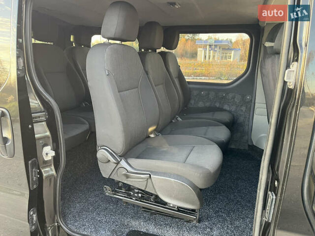 Черный Ниссан Примастар, объемом двигателя 2 л и пробегом 200 тыс. км за 9799 $, фото 117 на Automoto.ua