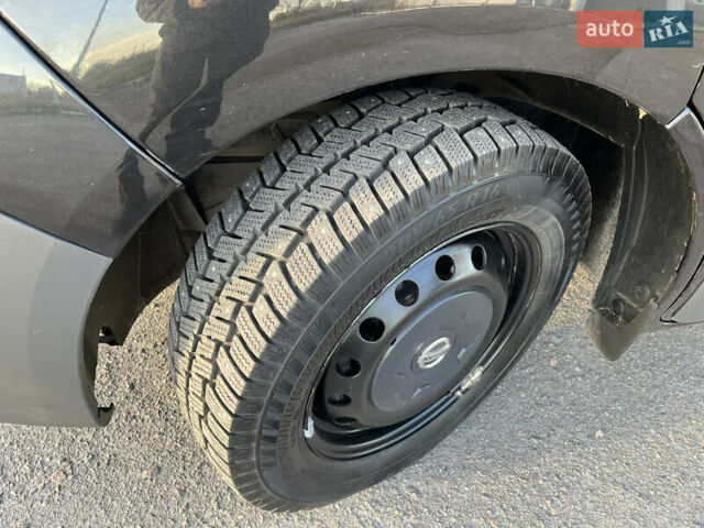 Черный Ниссан Примастар, объемом двигателя 2 л и пробегом 200 тыс. км за 9799 $, фото 24 на Automoto.ua