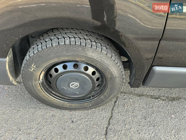 Черный Ниссан Примастар, объемом двигателя 2 л и пробегом 200 тыс. км за 9799 $, фото 67 на Automoto.ua