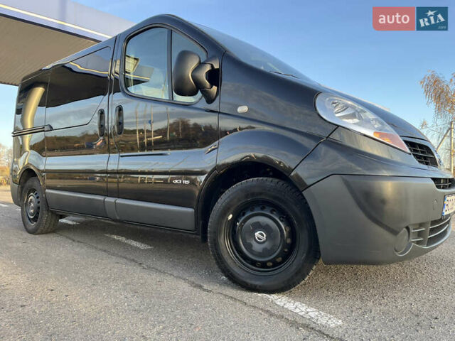 Черный Ниссан Примастар, объемом двигателя 2 л и пробегом 200 тыс. км за 9799 $, фото 64 на Automoto.ua