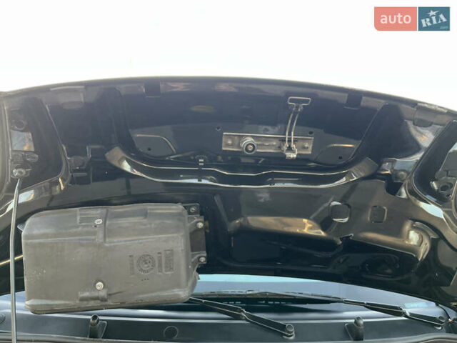 Черный Ниссан Примастар, объемом двигателя 2 л и пробегом 200 тыс. км за 9799 $, фото 136 на Automoto.ua