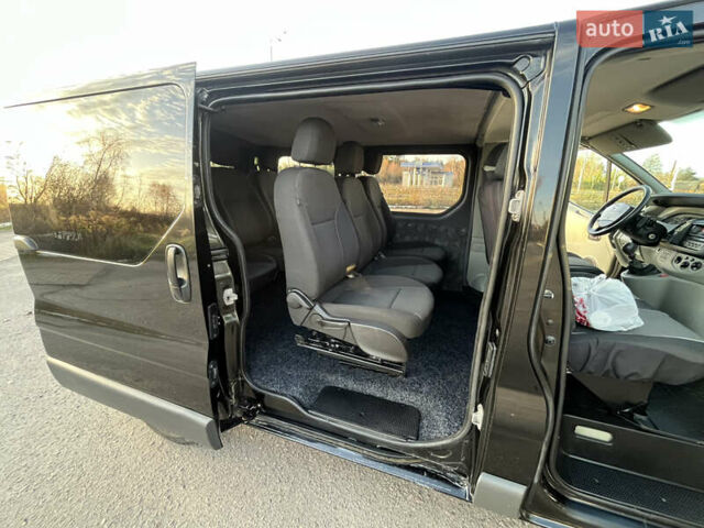 Черный Ниссан Примастар, объемом двигателя 2 л и пробегом 200 тыс. км за 9799 $, фото 118 на Automoto.ua