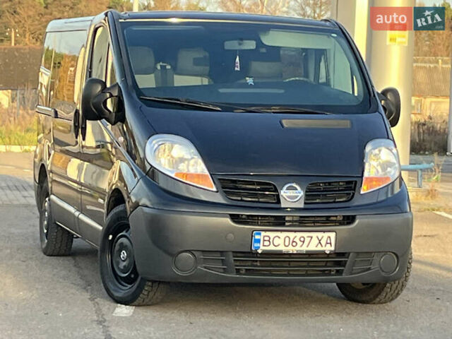 Черный Ниссан Примастар, объемом двигателя 2 л и пробегом 200 тыс. км за 9799 $, фото 75 на Automoto.ua