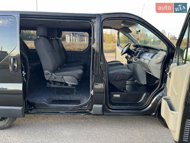 Черный Ниссан Примастар, объемом двигателя 2 л и пробегом 200 тыс. км за 9799 $, фото 132 на Automoto.ua