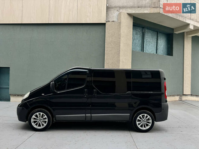Чорний Ніссан Прімастар, об'ємом двигуна 2 л та пробігом 150 тис. км за 12200 $, фото 2 на Automoto.ua