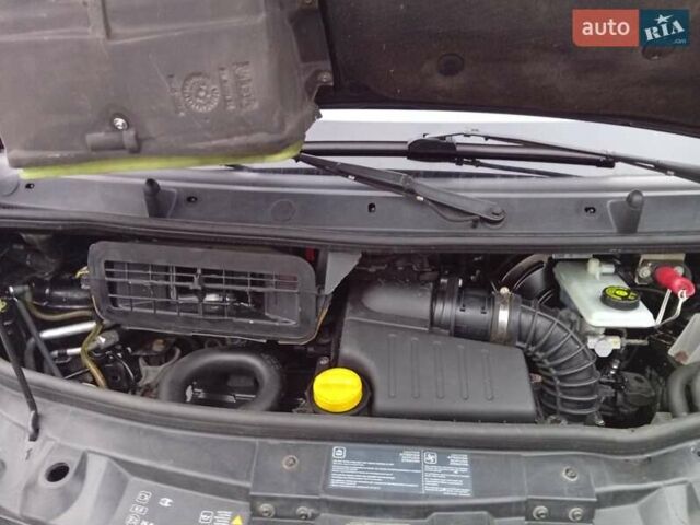 Черный Ниссан Примастар, объемом двигателя 2 л и пробегом 211 тыс. км за 14800 $, фото 12 на Automoto.ua