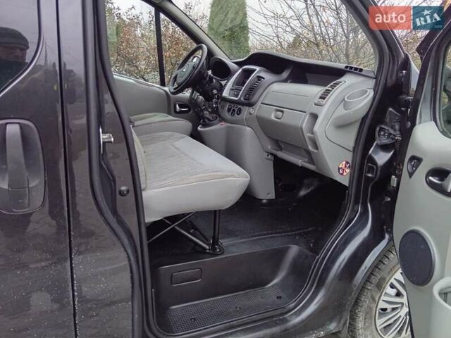 Черный Ниссан Примастар, объемом двигателя 2 л и пробегом 211 тыс. км за 14800 $, фото 7 на Automoto.ua