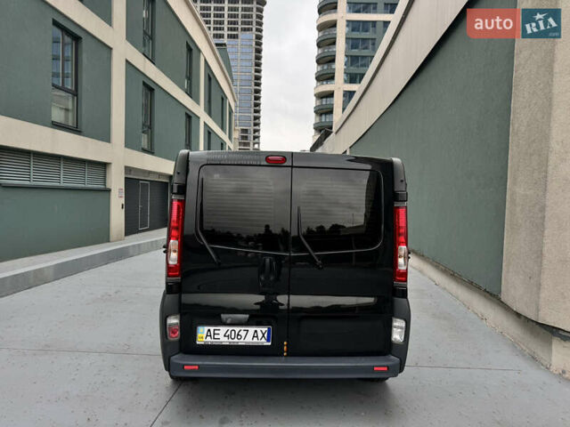 Чорний Ніссан Прімастар, об'ємом двигуна 2 л та пробігом 150 тис. км за 12200 $, фото 4 на Automoto.ua