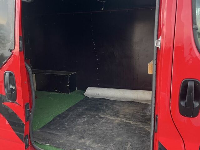 Червоний Ніссан Прімастар, об'ємом двигуна 1.9 л та пробігом 500 тис. км за 3100 $, фото 12 на Automoto.ua