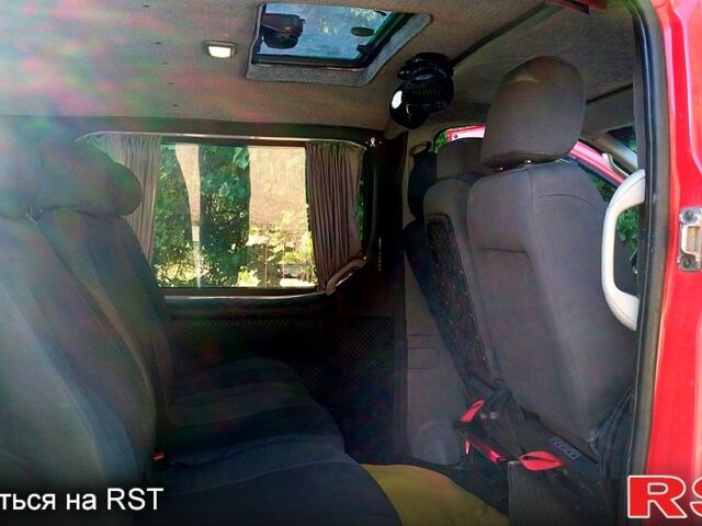 Червоний Ніссан Прімастар, об'ємом двигуна 1.9 л та пробігом 390 тис. км за 6500 $, фото 9 на Automoto.ua