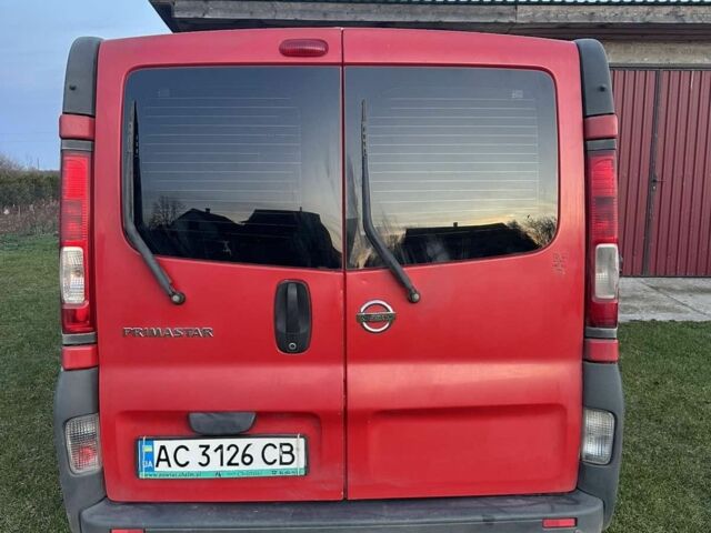 Червоний Ніссан Прімастар, об'ємом двигуна 2 л та пробігом 363 тис. км за 9500 $, фото 1 на Automoto.ua