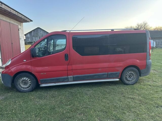 Червоний Ніссан Прімастар, об'ємом двигуна 2 л та пробігом 363 тис. км за 9500 $, фото 2 на Automoto.ua