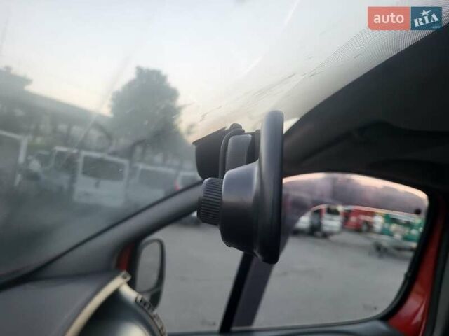 Червоний Ніссан Прімастар, об'ємом двигуна 2 л та пробігом 246 тис. км за 9200 $, фото 172 на Automoto.ua