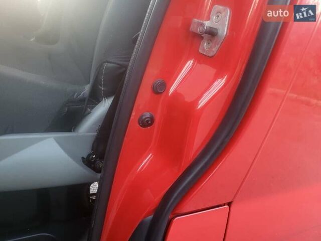 Червоний Ніссан Прімастар, об'ємом двигуна 2 л та пробігом 246 тис. км за 9200 $, фото 125 на Automoto.ua