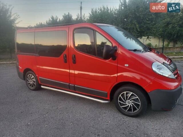 Червоний Ніссан Прімастар, об'ємом двигуна 2 л та пробігом 246 тис. км за 9200 $, фото 93 на Automoto.ua