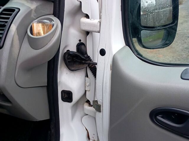 Ніссан Прімастар, об'ємом двигуна 2 л та пробігом 344 тис. км за 8700 $, фото 8 на Automoto.ua