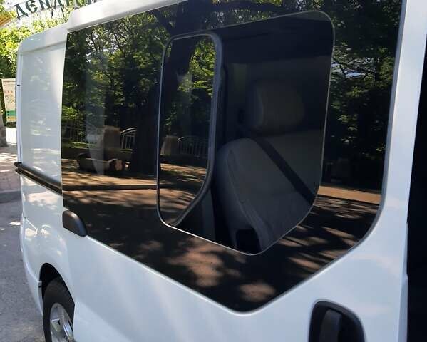 Ниссан Примастар, объемом двигателя 2 л и пробегом 217 тыс. км за 11850 $, фото 71 на Automoto.ua