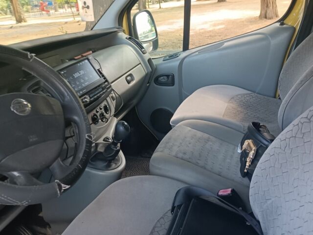 Желтый Ниссан Примастар, объемом двигателя 2.5 л и пробегом 450 тыс. км за 5200 $, фото 3 на Automoto.ua