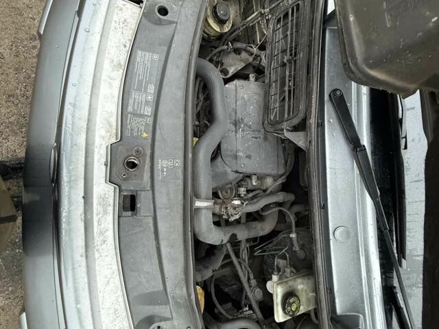 Серый Ниссан Примастар, объемом двигателя 1.9 л и пробегом 183 тыс. км за 3500 $, фото 8 на Automoto.ua