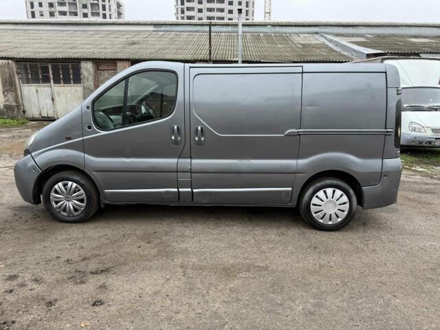 Серый Ниссан Примастар, объемом двигателя 1.9 л и пробегом 183 тыс. км за 3500 $, фото 4 на Automoto.ua