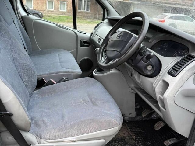 Серый Ниссан Примастар, объемом двигателя 1.9 л и пробегом 183 тыс. км за 3500 $, фото 6 на Automoto.ua