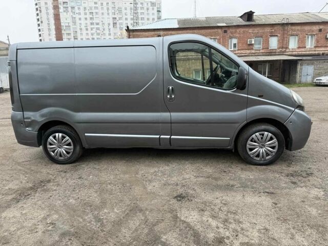 Серый Ниссан Примастар, объемом двигателя 1.9 л и пробегом 183 тыс. км за 3500 $, фото 1 на Automoto.ua