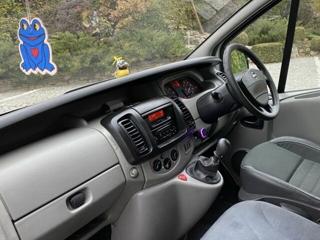 Серый Ниссан Примастар, объемом двигателя 1.9 л и пробегом 200 тыс. км за 3550 $, фото 11 на Automoto.ua