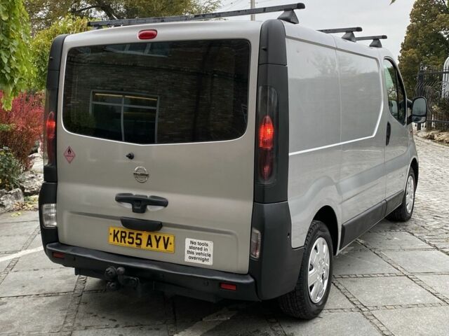 Серый Ниссан Примастар, объемом двигателя 1.9 л и пробегом 200 тыс. км за 3550 $, фото 4 на Automoto.ua