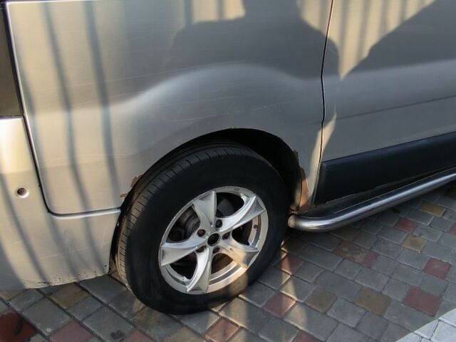 Сірий Ніссан Прімастар, об'ємом двигуна 2 л та пробігом 400 тис. км за 4931 $, фото 4 на Automoto.ua